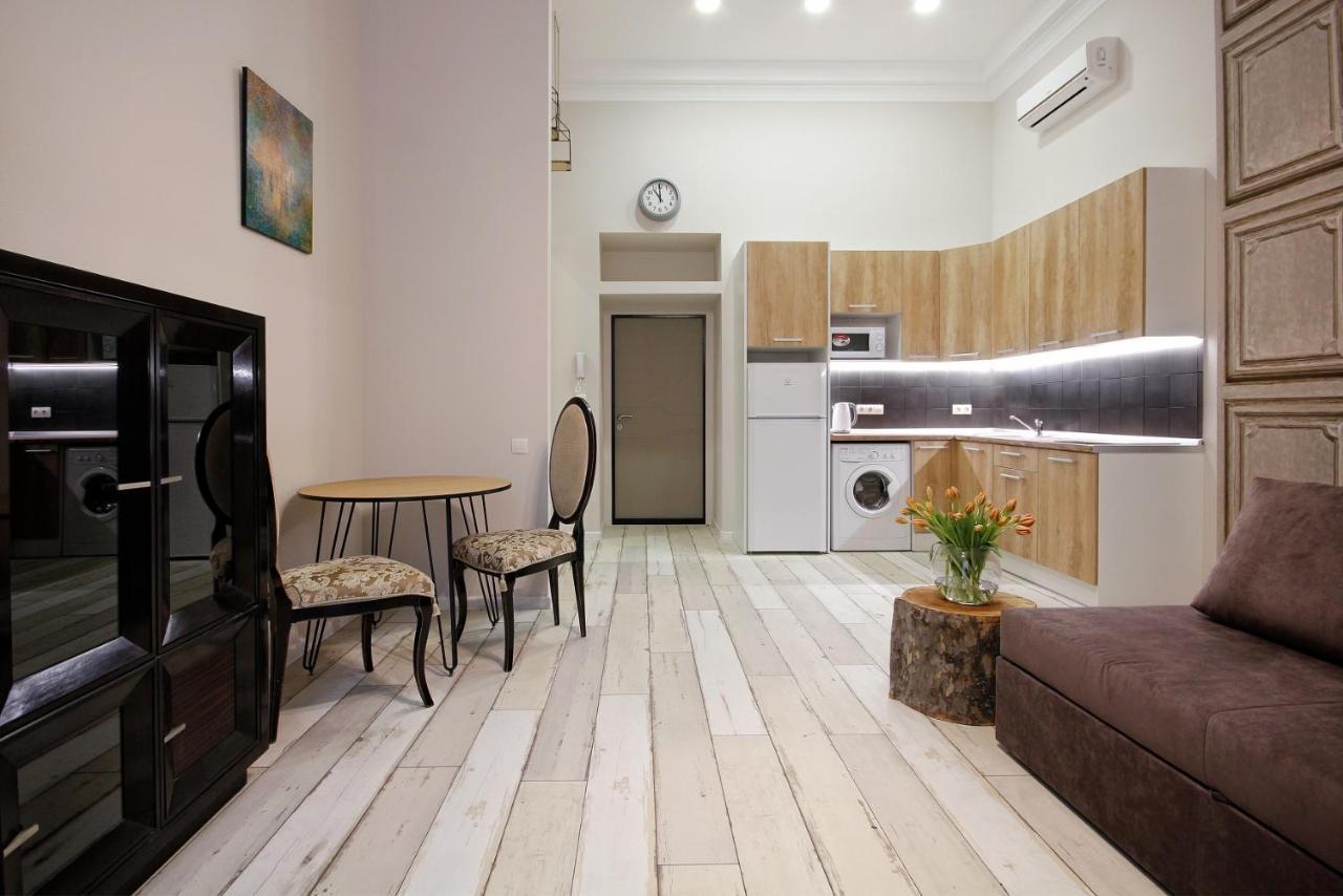 D5 Apartments Odesa Exterior photo